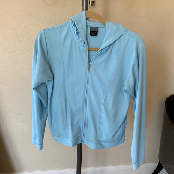 Nike Jackets & Blazers - Nike Drifit Top Size Medium